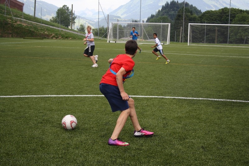 Village Camps International Summer Camp Leysin, Switzerland 2025-08-09 https://www.villagecamps.com/journals_admin/images/698-31-football (16).jpg
